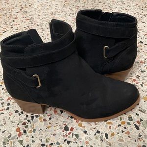 Gianni Bernini black suede ankle booties